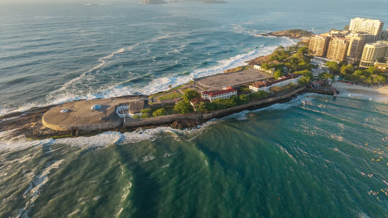 Bruno Gagliasso amplia aportes no Rio: como mapear e fechar negócios com investidores de alta renda