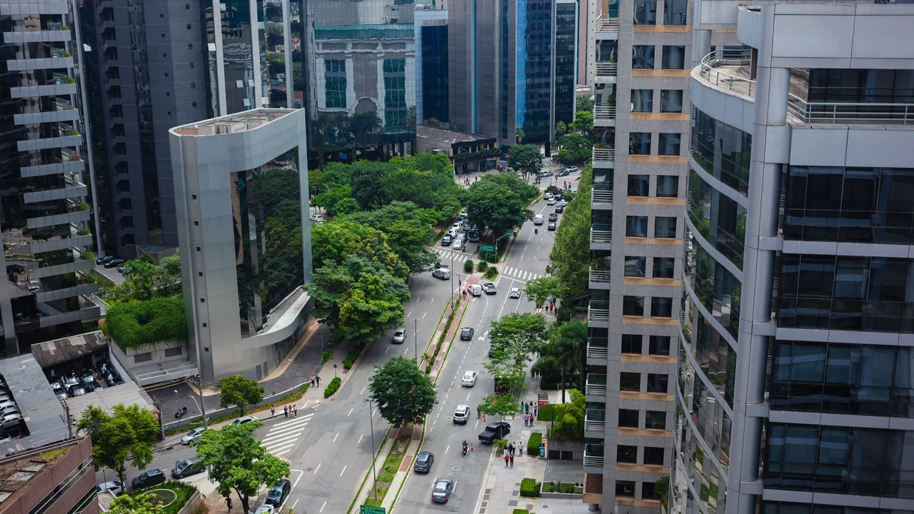 Novo ChatGPT financeiro da OpenAI: o que muda na análise de crédito e propostas imobiliárias