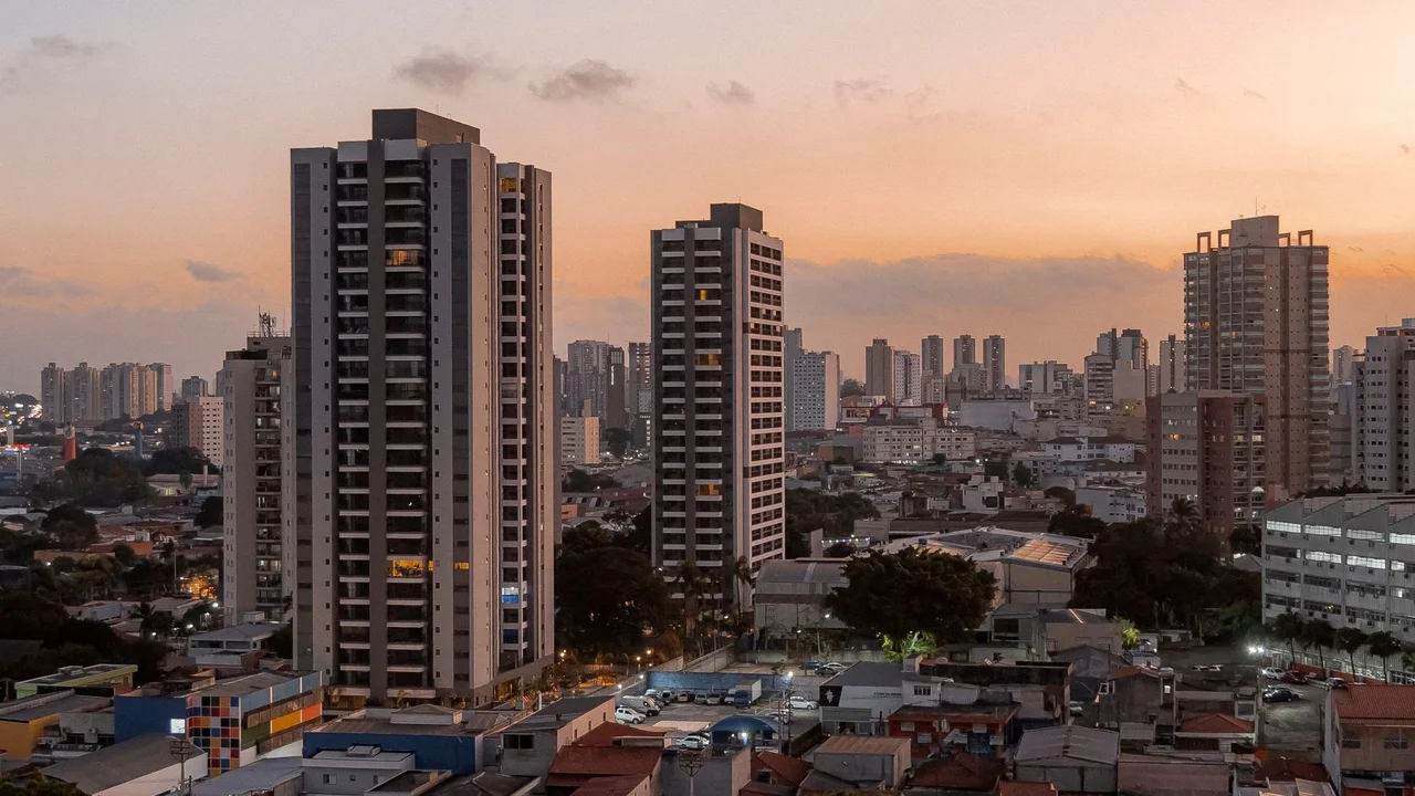 Goiânia bate R$ 4,1 bilhões em VGV: a corrida para blindar sua operação contra o funil travado
