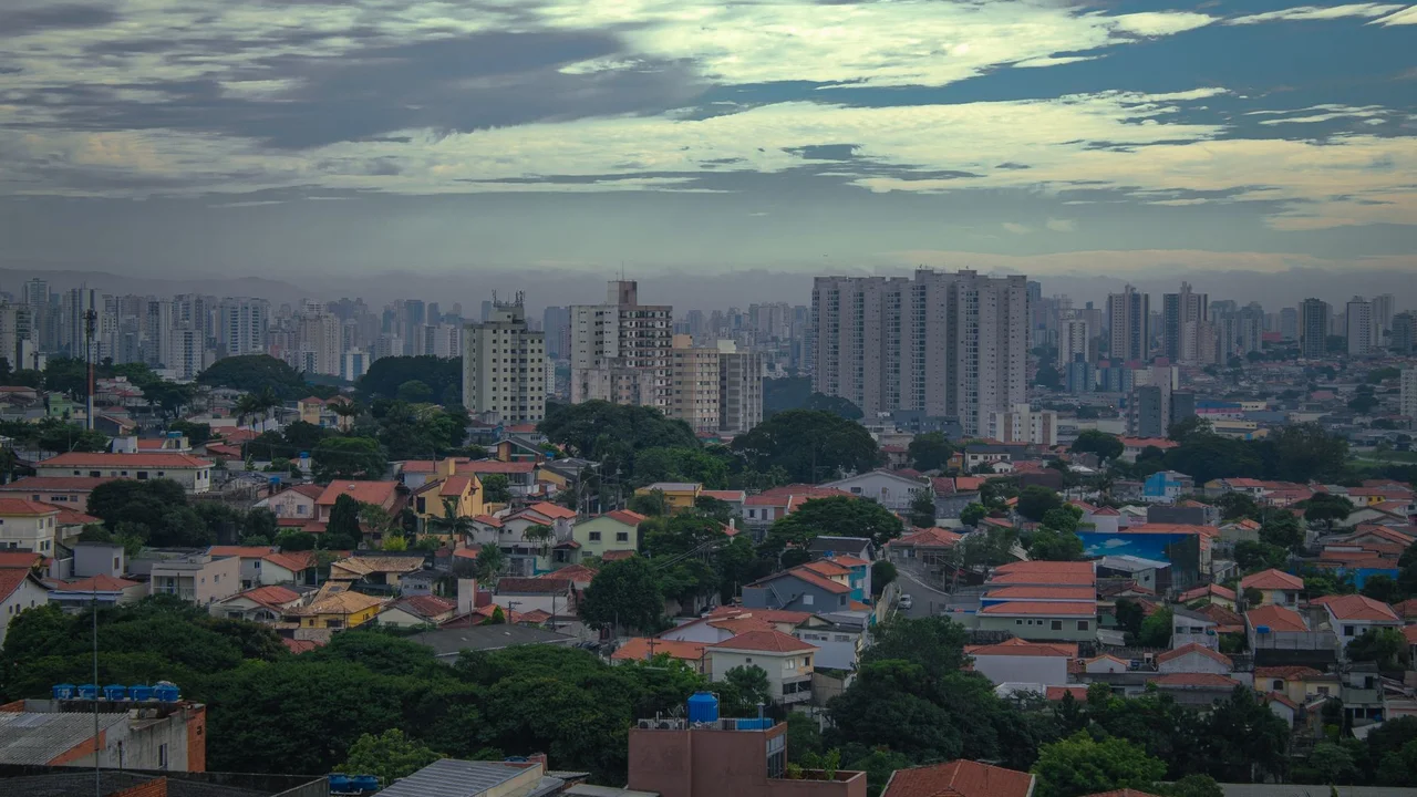 MRV avança em Guarulhos com o Grand Garden: a estratégia digital para fatiar o VGV das gigantes