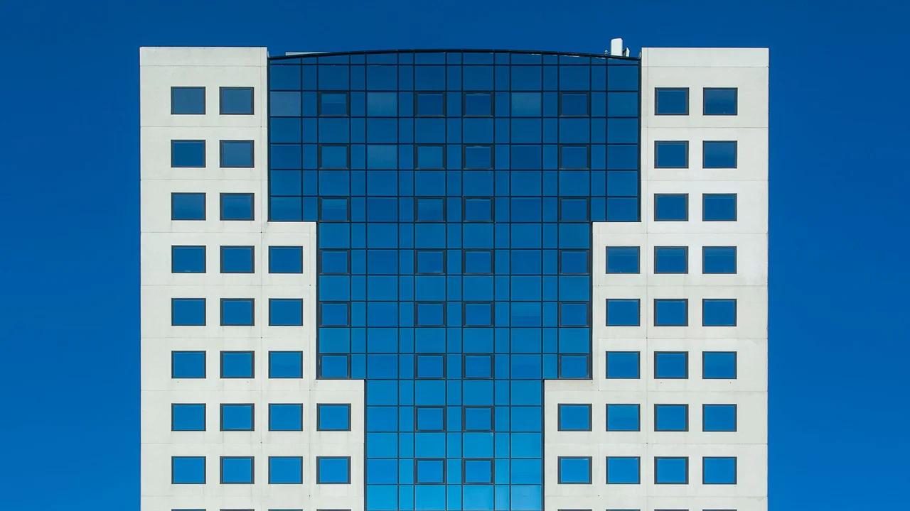 De dias a minutos: a lição da Oracle para imobiliárias que perdem vendas pela lentidão digital